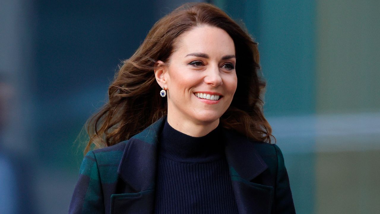 Kate Middleton video singing