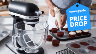 KitchenAid KSM 150 in use with Tom's Guide logo