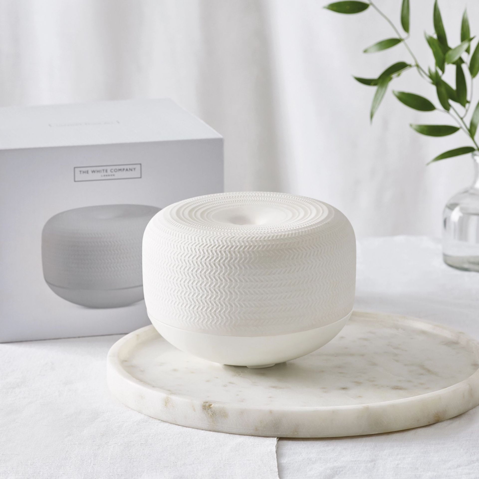 Best essential oil diffuser: tested by a Master Perfumer | Homes and ...