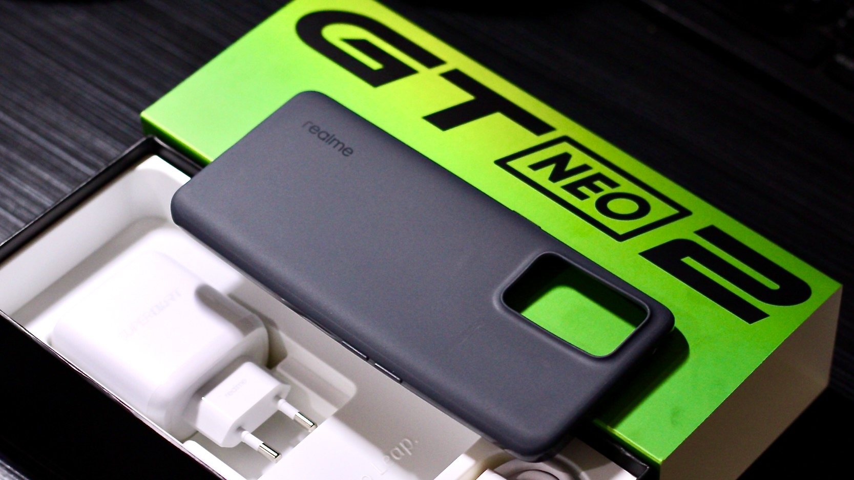 Realme GT Neo 2