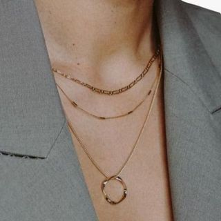 layered chain necklace