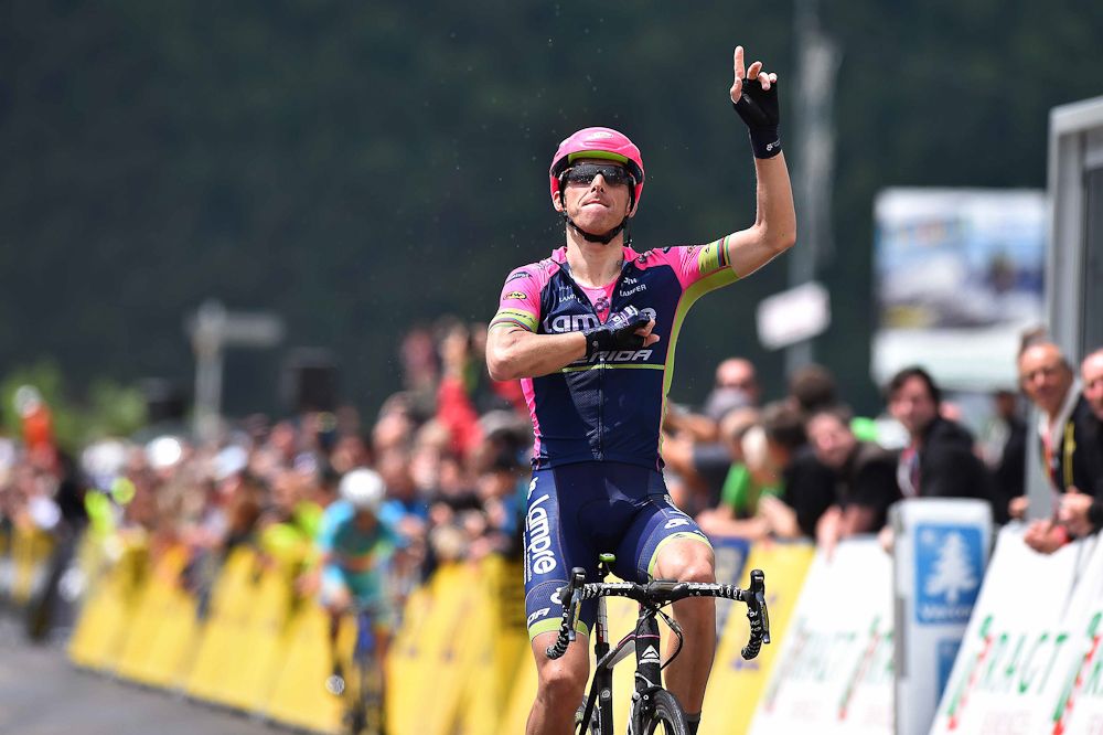 Rui Costa wins stage 6 at the Dauphine.