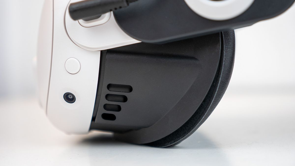 AMVR facial interface replacement for the Meta Quest 3