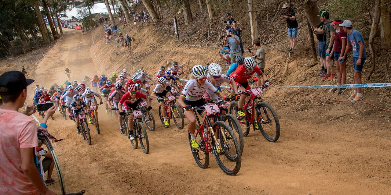 Start of the Elite Womens race