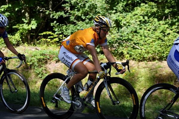 Race leader Ina-Yoko Teutenberg (Team Columbia-HTC) concentrates on the road ahead.