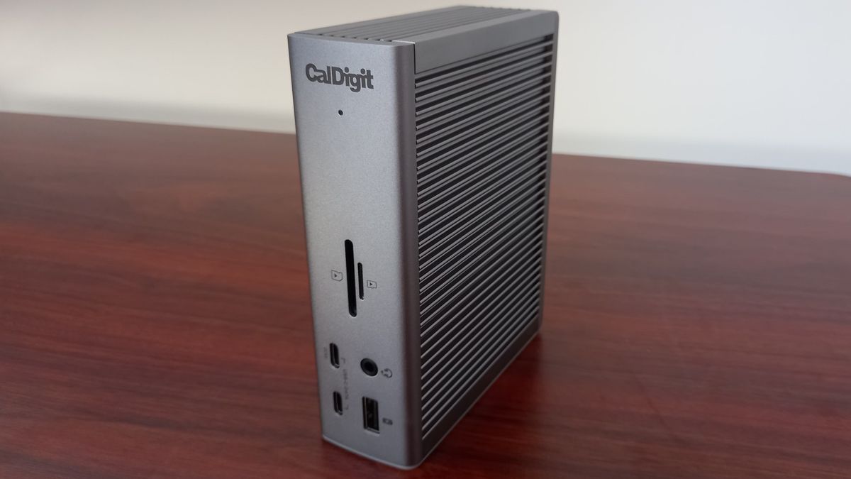 CalDigit TS4 Thunderbolt 4 Dock - 18 Ports, 98W Charging, 3x