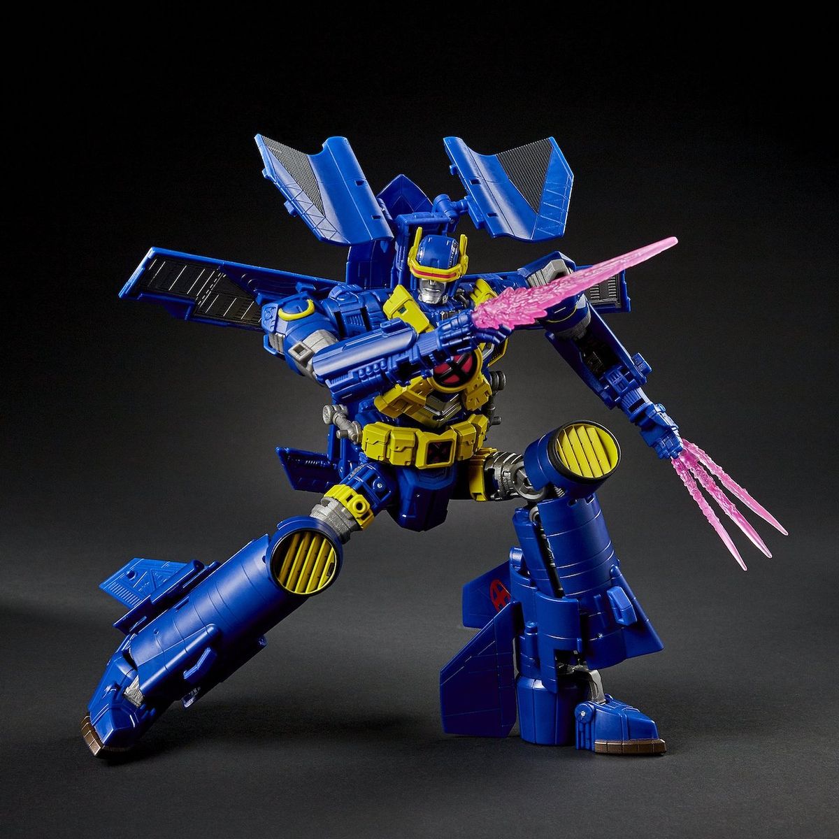 Photos of Transformers Ultimate X-Spanse figure