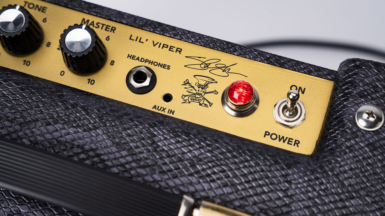 Magnatone Slash the Lil&rsquo; Viper 8-watt combo amp press image