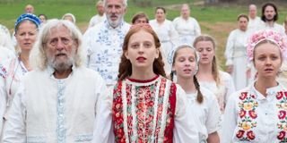 A crowd in Midsommar
