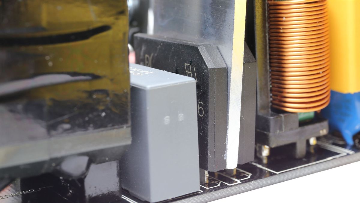 GP-P750GM