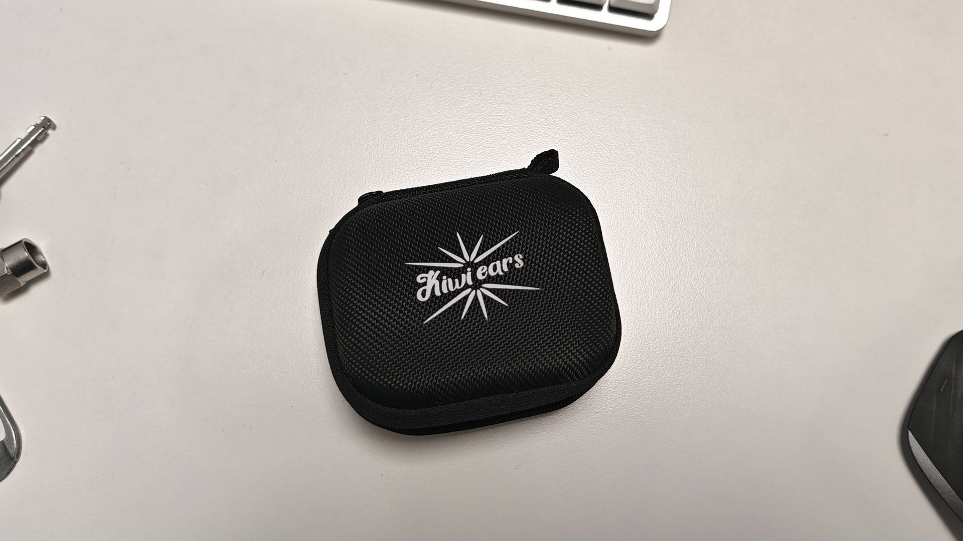 A selection of photos of the Kiwi Ears KE4 IEMs.