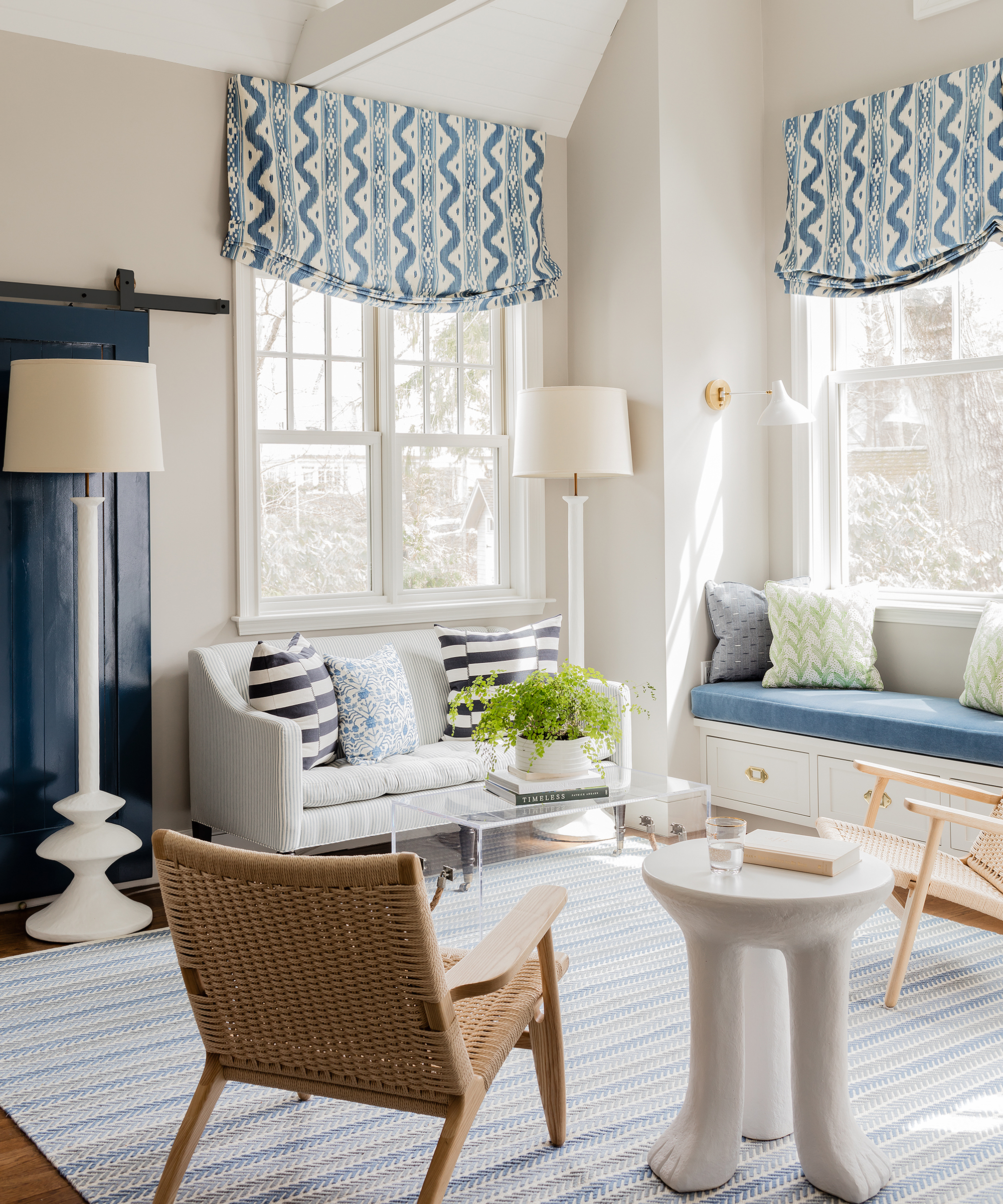 Cape Cod living room ideas blue