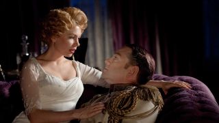 Michelle Williams and Kenneth Branagh in My Week With Marilyn