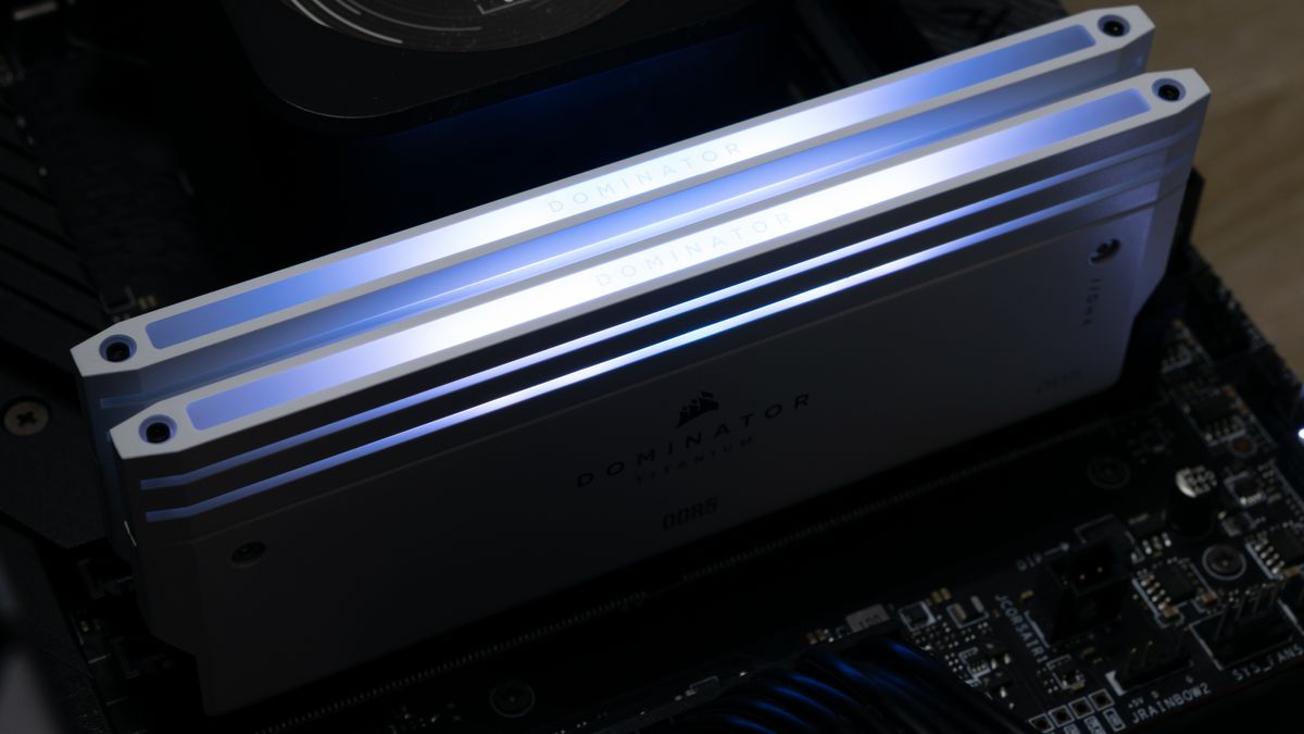 Corsair Dominator Titanium First Edition DDR5-6600 C32