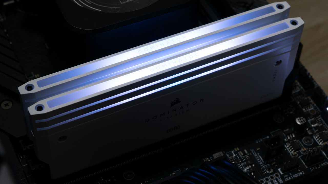 Corsair Dominator Titanium First Edition DDR5-6600 C32