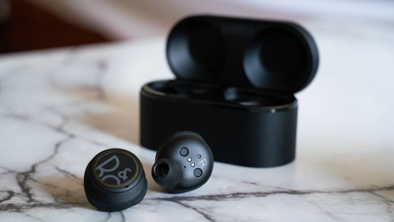 Bang & Olufsen Beoplay E8 Sport review