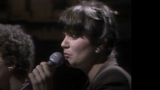 Linda Ronstadt performing on SNL