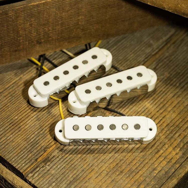 Lollar Bass VI pickups