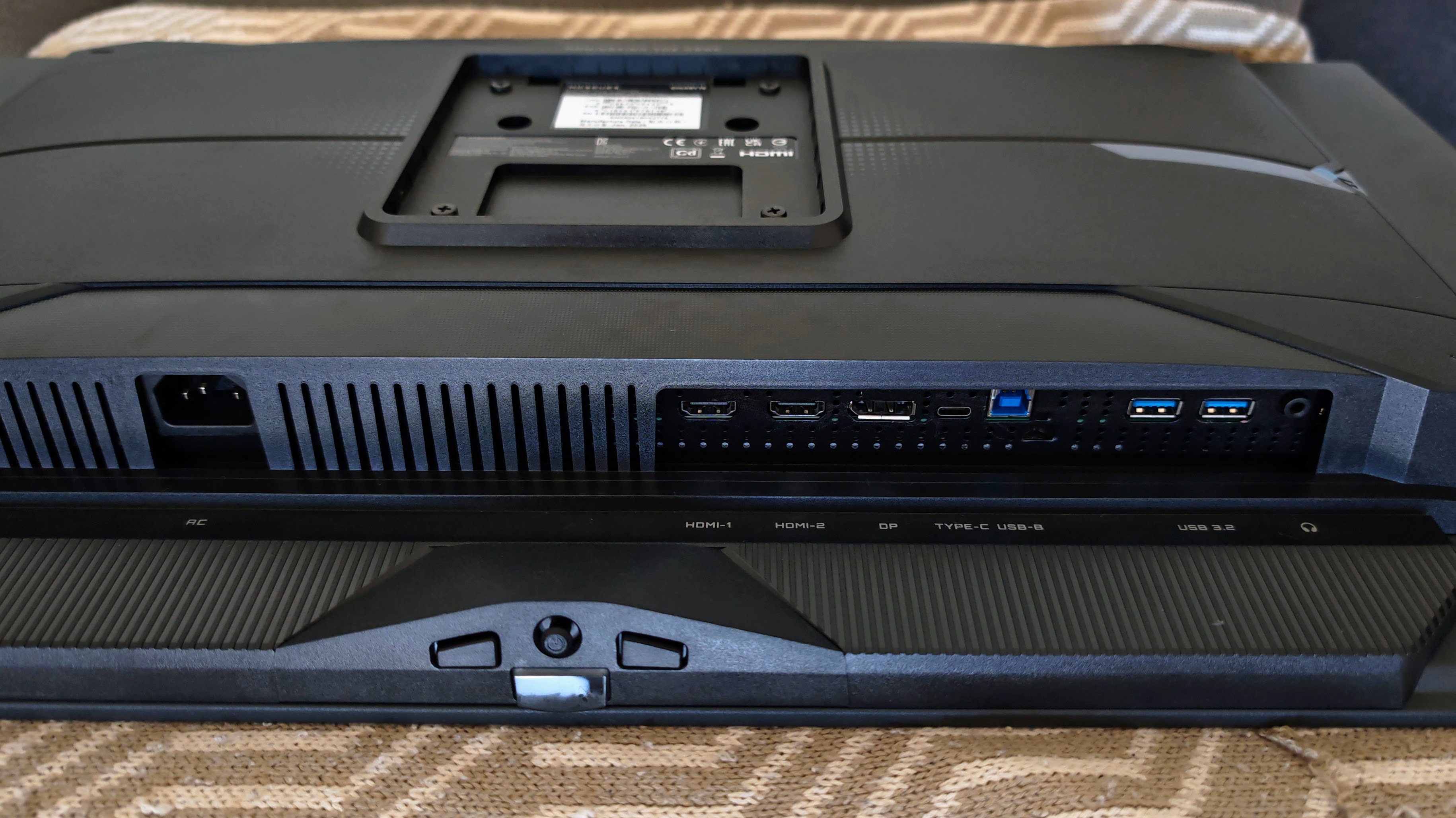 Gigabyte MO32U24 gaming monitor ports and joystick control up close