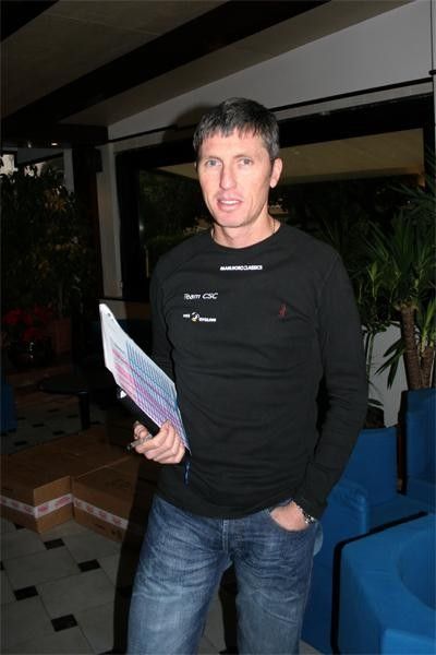 Team directeur sportif Scott Sunderland was in good form.