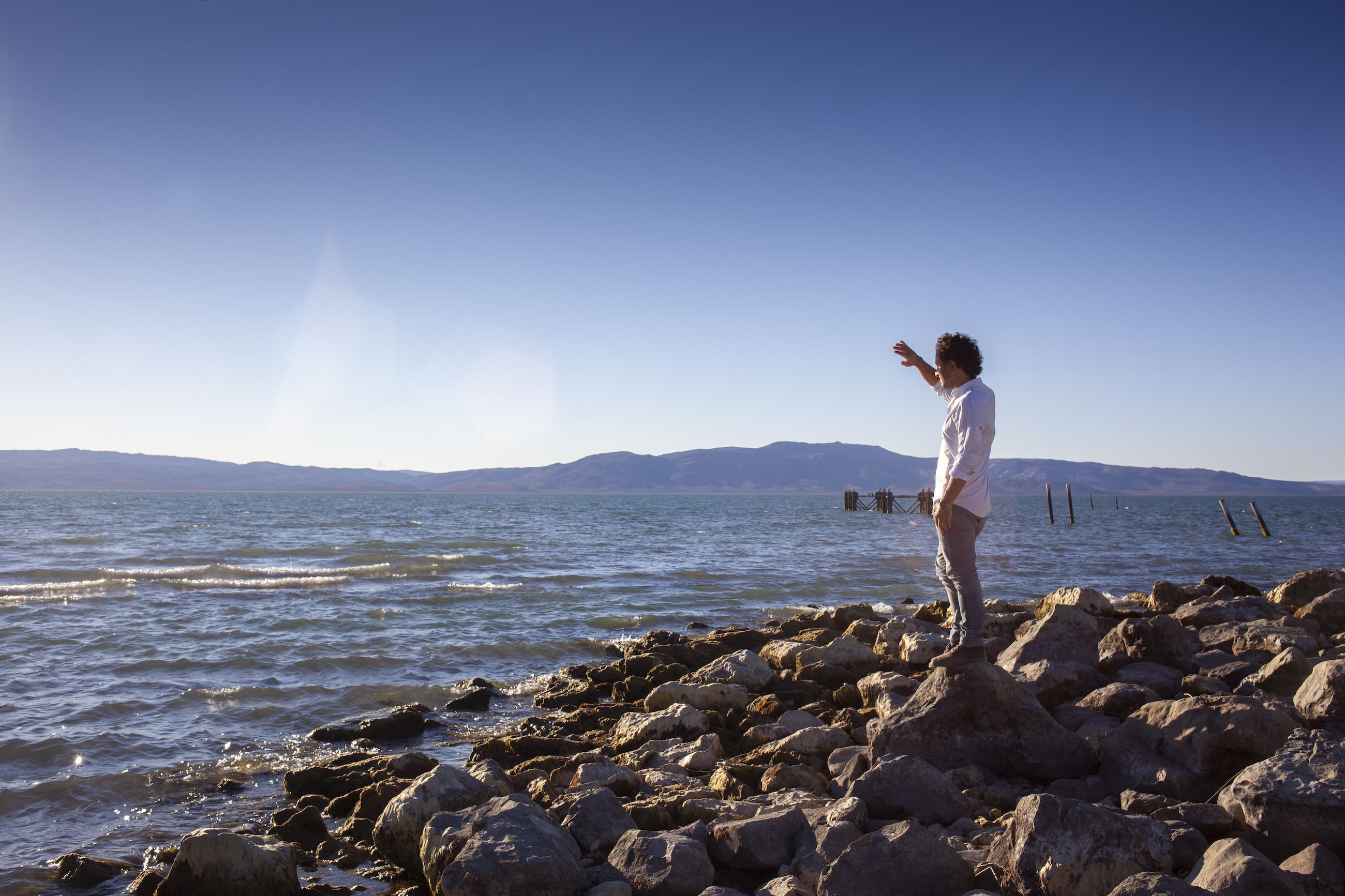 by the shores of lake Musters