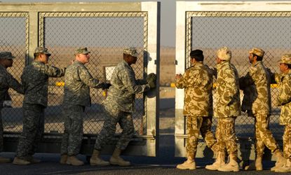 American soldiers, Kuwait, 2011