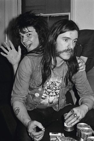 Phil Taylor and Lemmy backstage