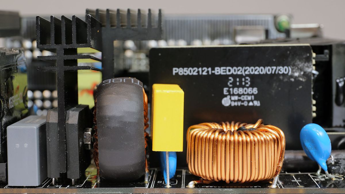 Gigabyte UD850GM