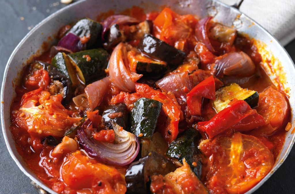 Meals under 200 calories for calorie-controlled diets | GoodtoKnow