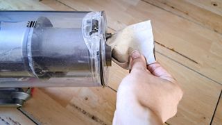 Vacuum Cleaning Tool Hack