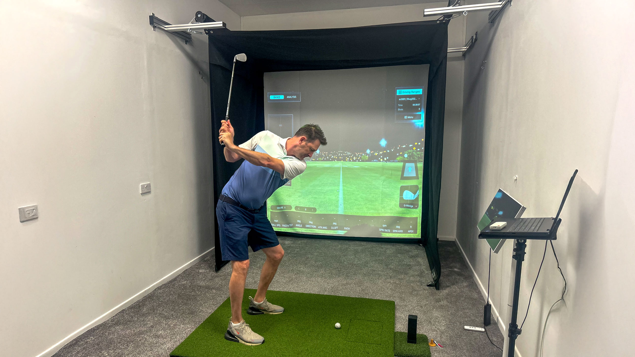 SportScreen Vanish Series Retractable Golf Enclosure Review