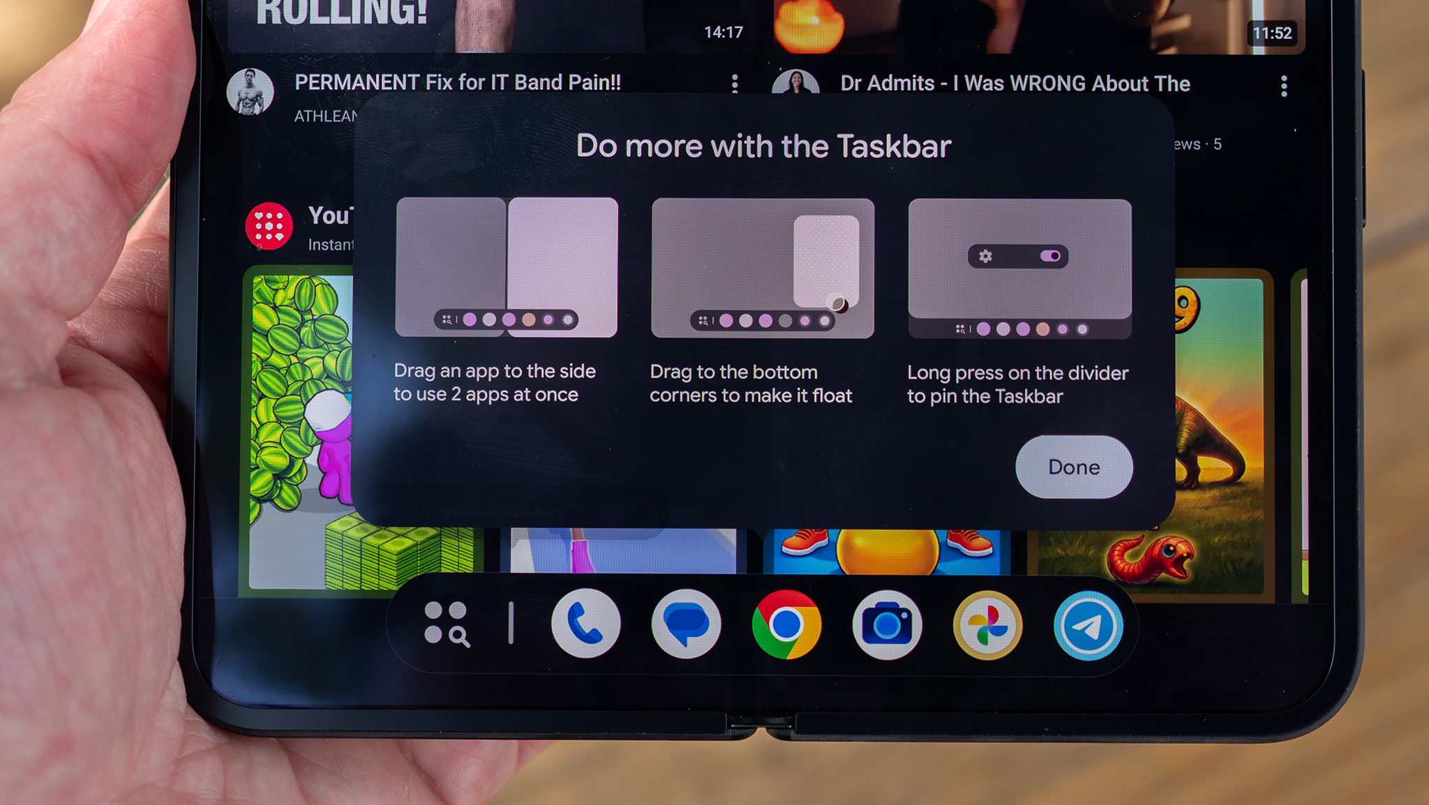 Using the taskbar's new functions on a Google Pixel 11 Pro Fold