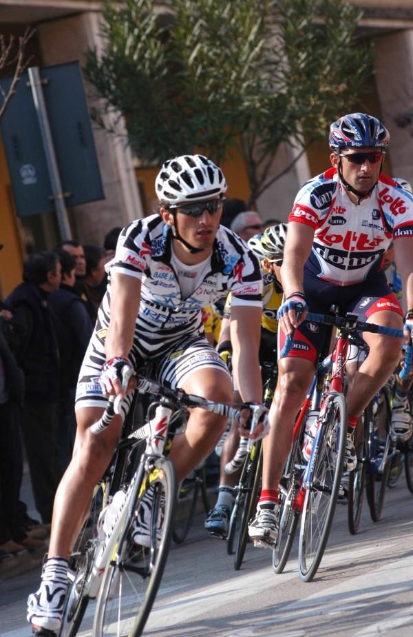 A youthful Daniele Bennati was part of Mario Cipollini's sprint train at the 2003 Tirreno-Adriatico.