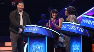 Jamie Foxx with contestants in Beat Shazam season 7