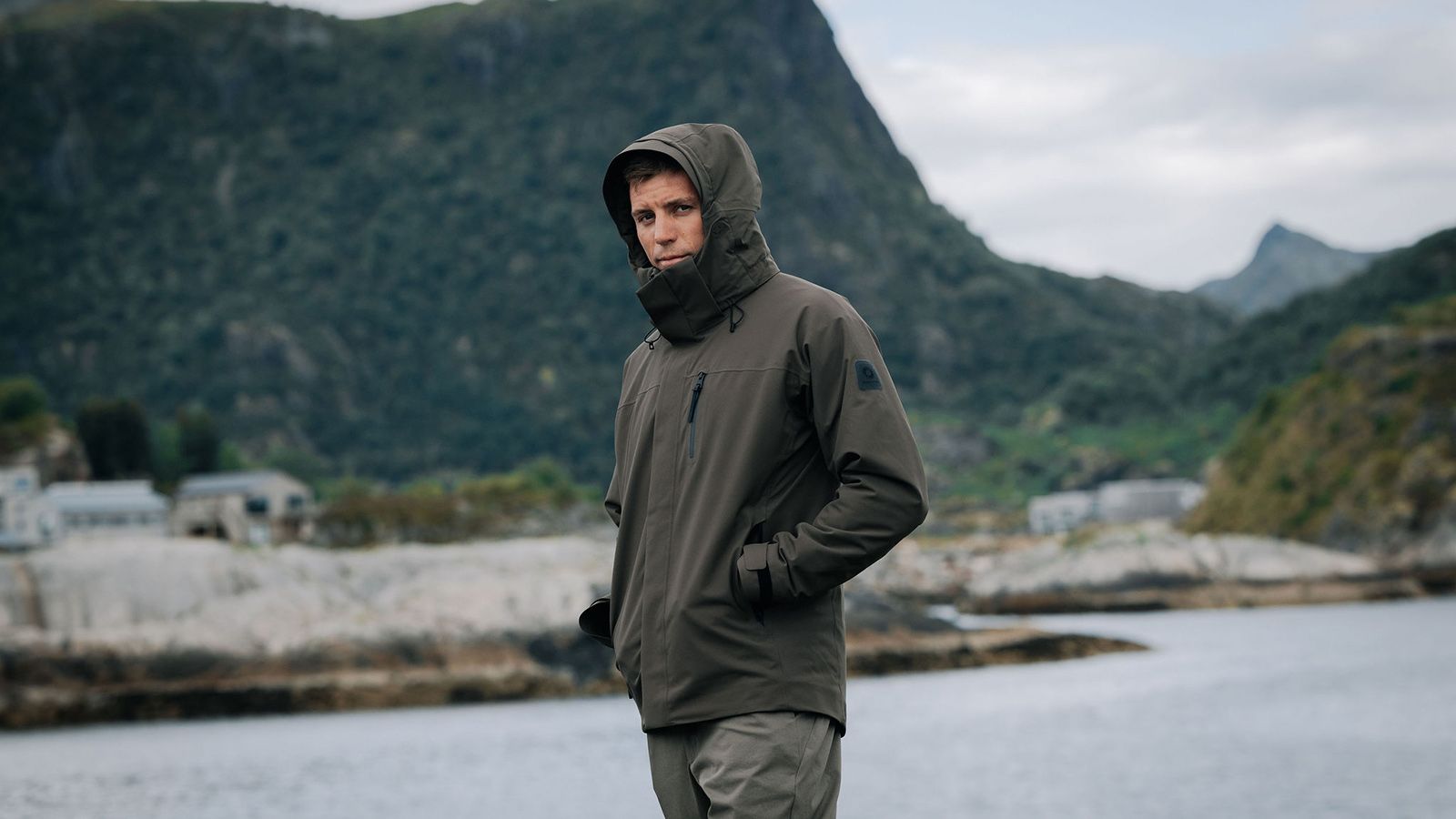 I've spent nearly a decade testing outdoor gear, and these are 12 essentials I'd recommend for rainy autumn adventures in 2026