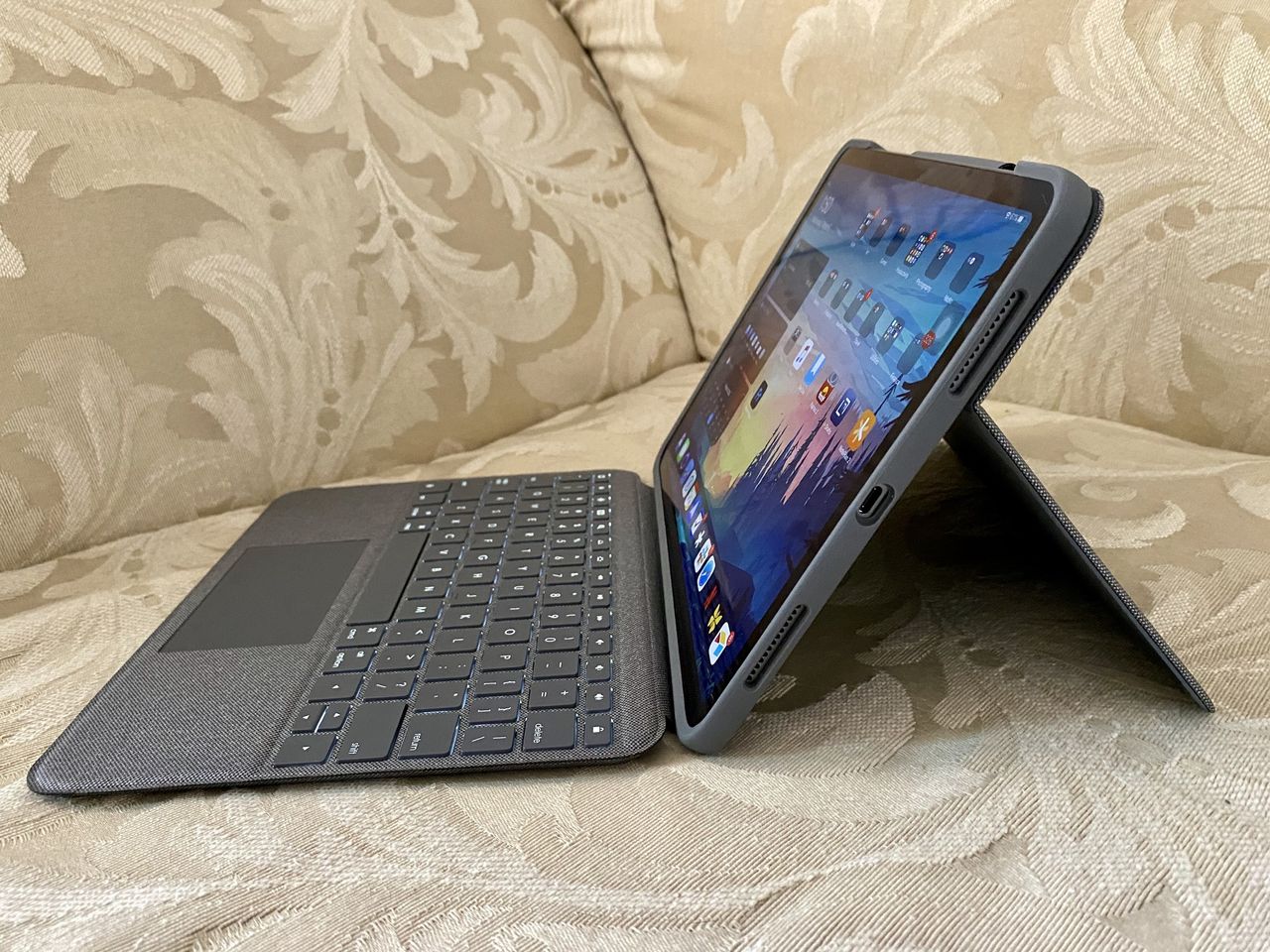 Logitech Folio Touch Type Mode Side