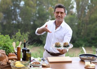 Gino’s Italy: Secrets Of The South on ITV1 sees Gino D'Acampo on a fun gastronomic tour.