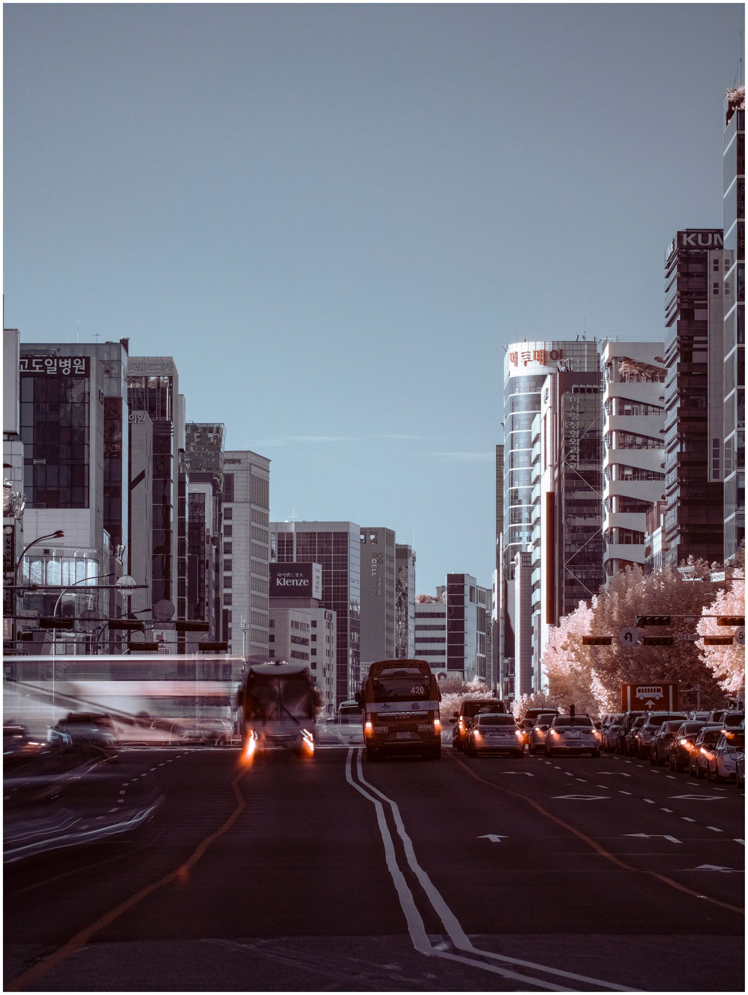 Seoul traffic in Gangnam