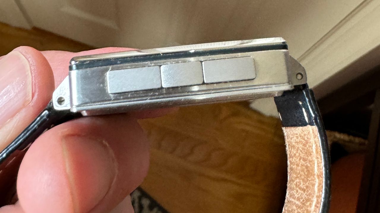 Pebble Steel