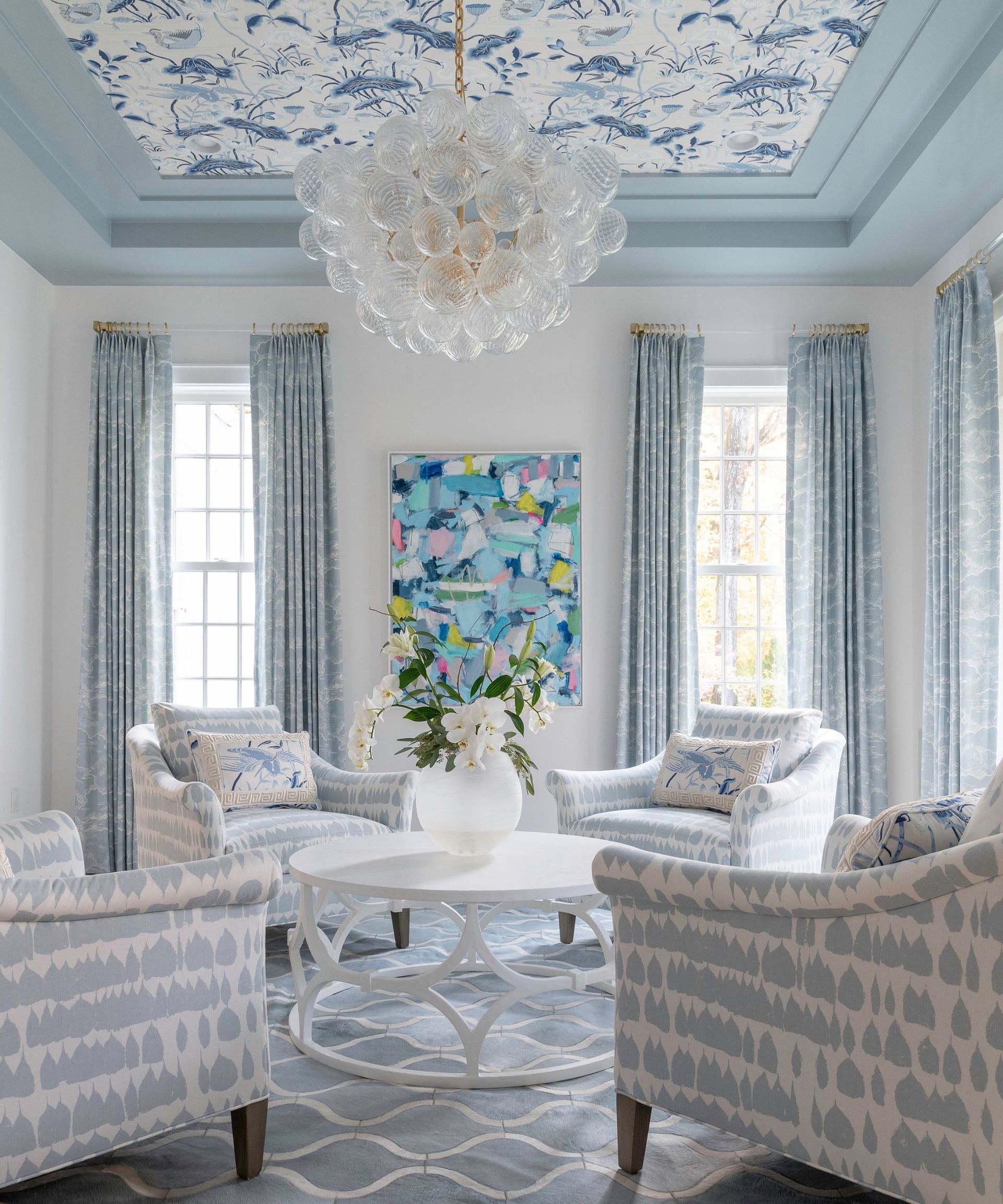 What colors go best with pale blue? | Homes and Gardens
