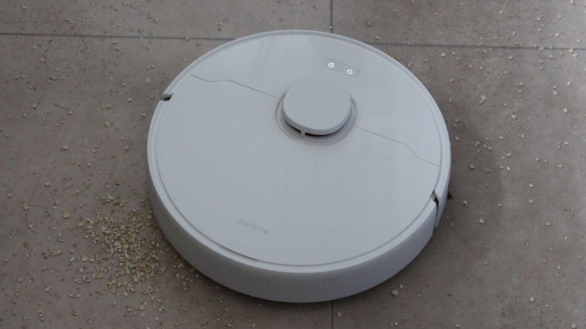 Dreametech D10 Plus Robot Vacuum and Mop review | TechRadar