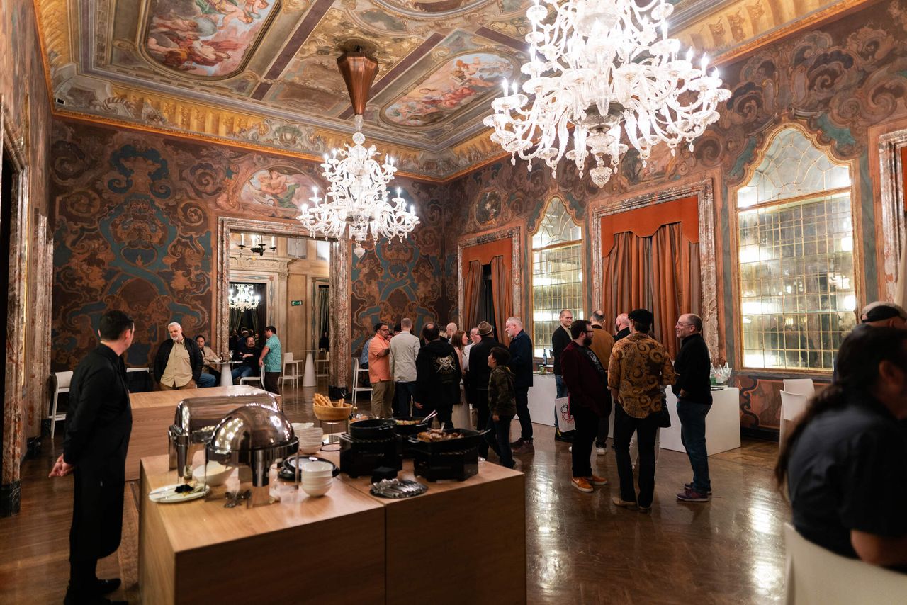 Photos of a manor house in Italy