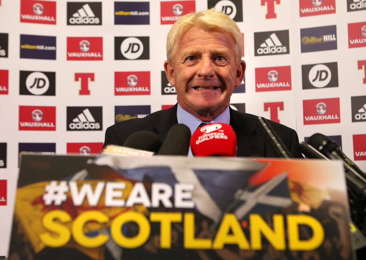 'Saya hadir di 1982 melawan skuad Brasil yang tak terkira. Saya di lapangan dan melihat mereka dekat-dekat - tapi saya rasa saya tidak bermain!' Gordon Strachan kenang memori Piala Dunia Skotlandia dan ungkap solusi striker