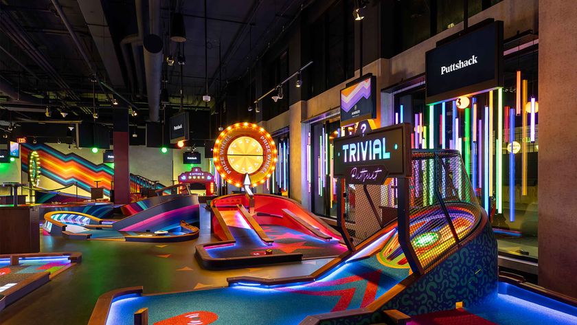 The interior of the Minneapolis Puttshack. 