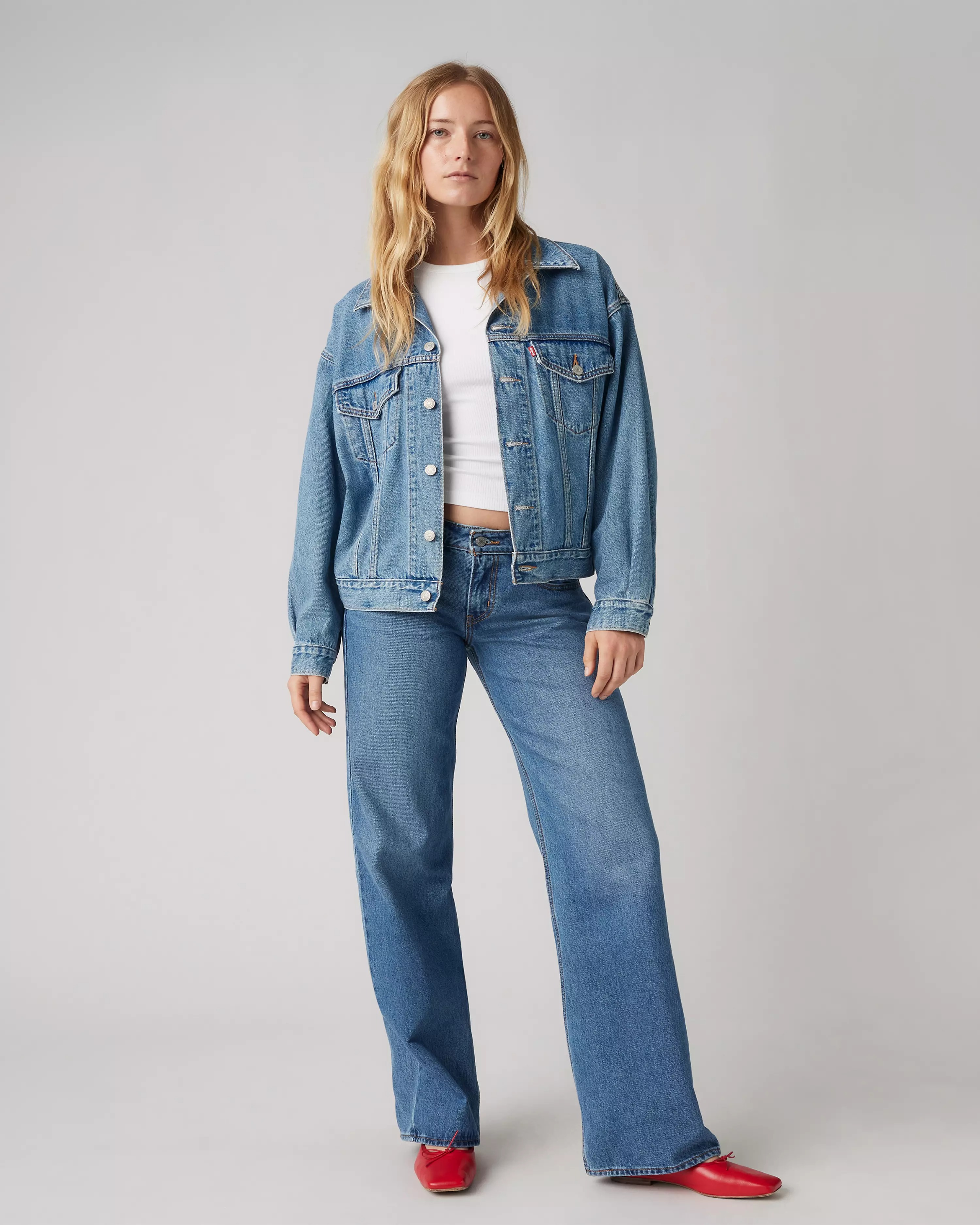 Low Loose Women&#039;s Jeans