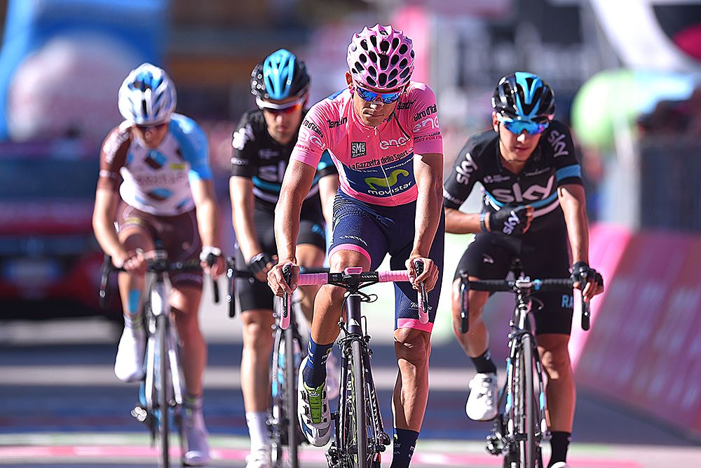 Andrey Amador (Movistar) loses the maglia rosa on stage 14 at the Giro d'Italia