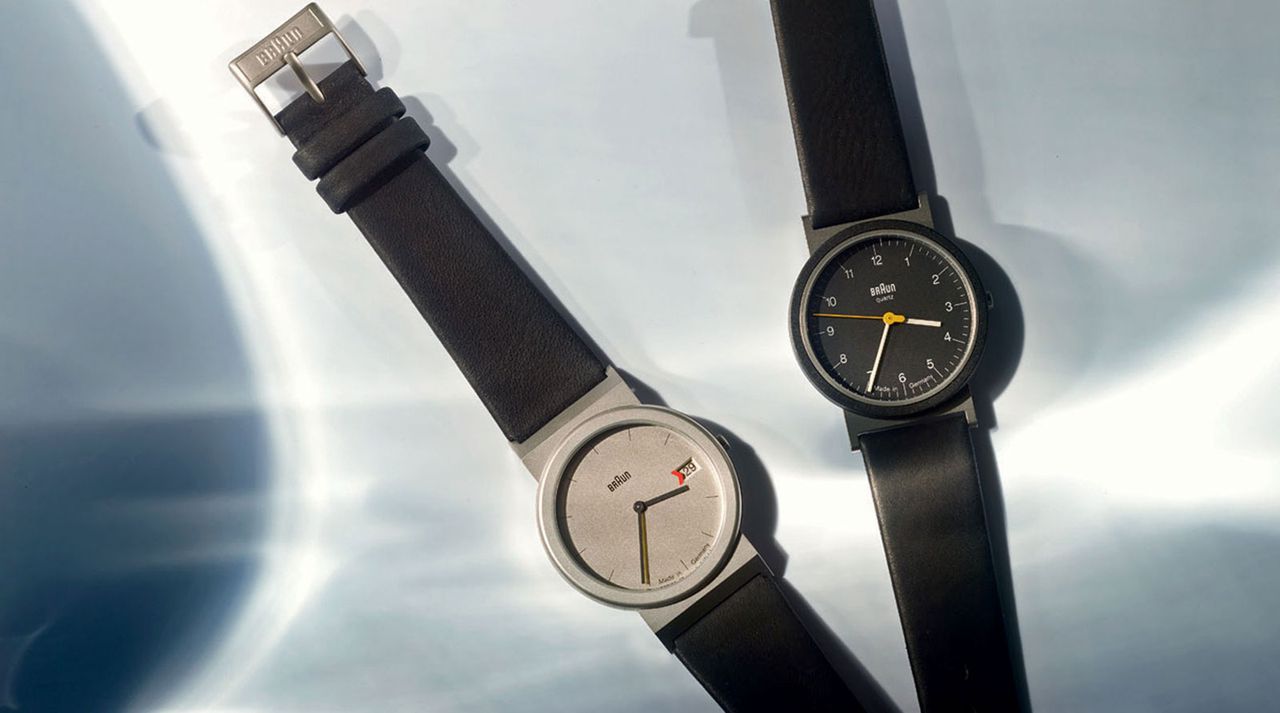 Analogue watch