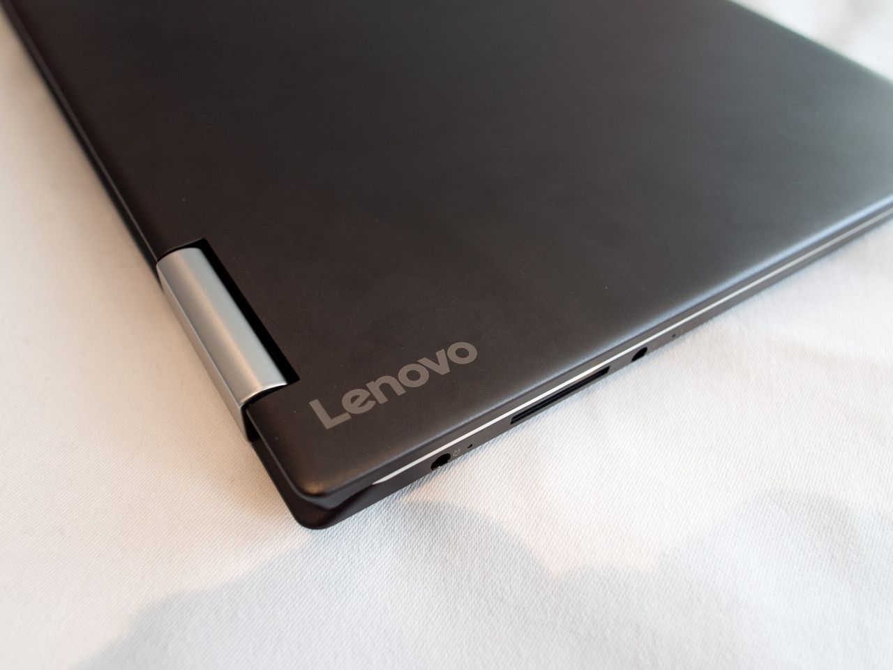 Lenovo Yoga 710 14-inch