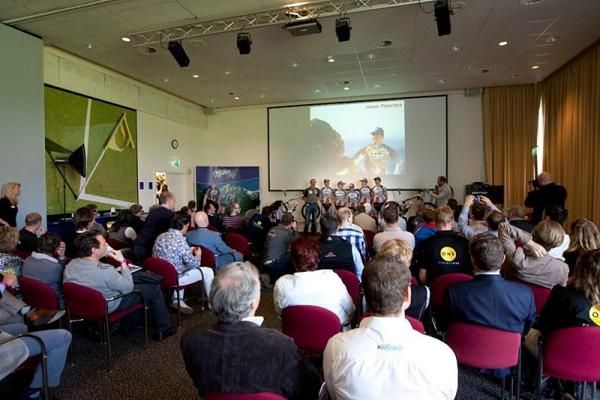 The Trek-Brentjens Mountain Bike team is presented in the Netherlands
