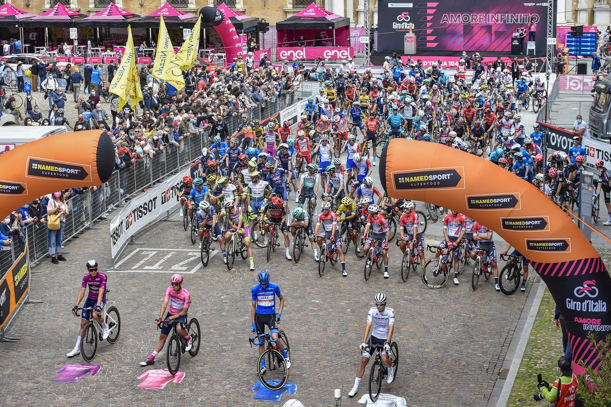Giro d'Italia 2021 - 104th Edition - 5th stage Modena - Cattolica 177 km - 12/05/2021 - Joe Dombrowski (USA - UAE Team Emirates) - Alessandro De Marchi (ITA - Israel Start-Up Nation) - Joe Dombrowski (USA - UAE Team Emirates) - Attila Valter (HUN - Groupama - FDJ) - photo Tommaso Pelagalli/BettiniPhoto&Acirc;&copy;2021